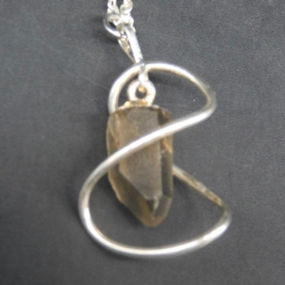 VINTAGE SMOKY QUARTZ INFINITY NECKLACE ON SILVER TONE CHAIN - Picture 2 of 3